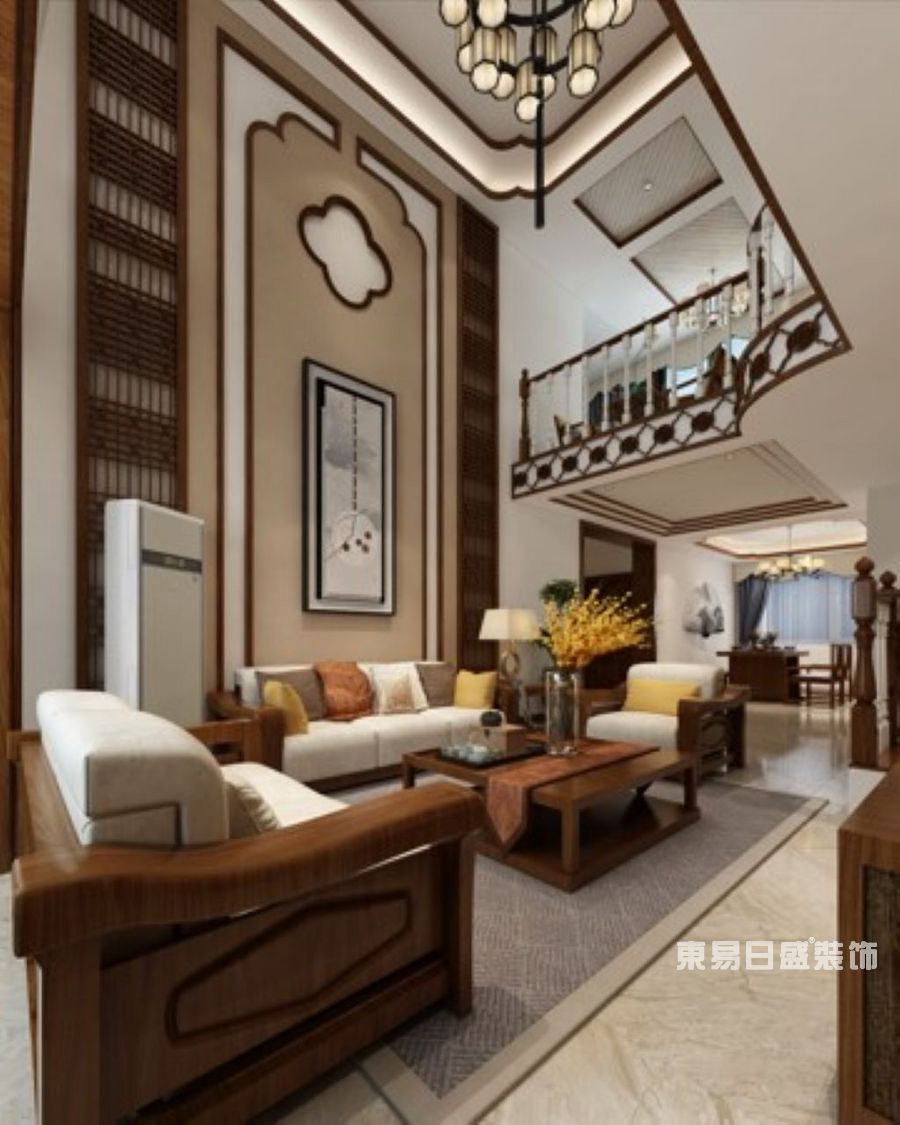 客厅整体以深木色与白色打底，线条干净、利落的中式家具带来温润感，创造出空间整体淡雅的氛围，再以蓝色系